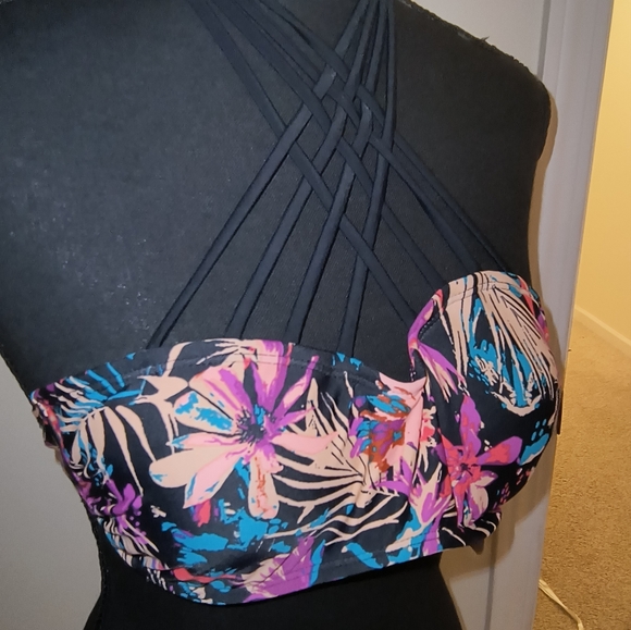 💎Hula Honey Tropical Splash Strappy Bikini Top in size S - Picture 15 of 15